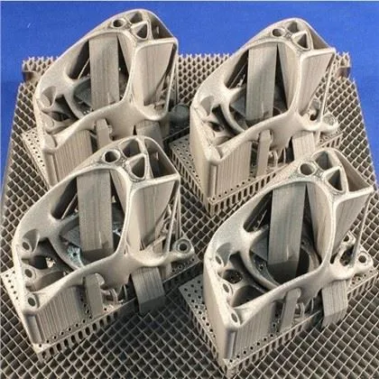 סוגריים למטוסים על ידי הדפסת תלת מימד SLM